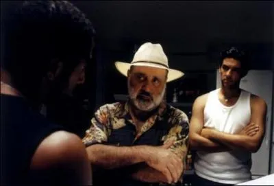 Dans ce film sorti en 2003, son personnage se nomme Tonton ... . .