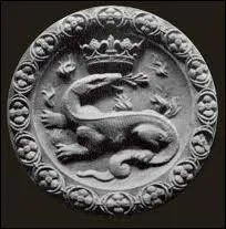 Franois I er avait dans ses armoires une salamandre.