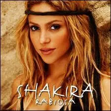 Shakira a cre une fondation pour les enfants colombiens  quel ge ?