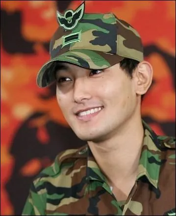 Qand a-t-il fait son service militaire ?