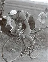 Parlant du maillot jaune. Quel champion a dit 'Il nous crase ou dcuple nos forces' ?