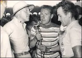 Qui a surnomm le maillot jaune 'L'tendard tiss d'or' ?