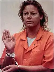 Quelle actrice incarne Aileen Wuornos, condamne  la peine de mort pour assassinats dans le film 'Monster' en 2004 ?