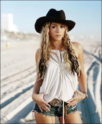 Elle est connue pour ses nombreux tubes. Quel est son nom ?