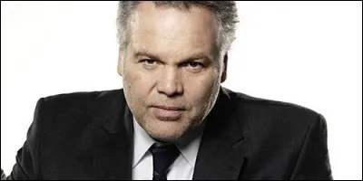 Dans quelle série Vincent D'Onofrio joue le rôle de Robert Goren ?