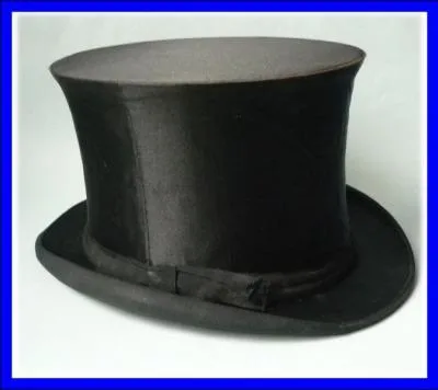 Ce couvre chef pour le soires dans la haute c'est un chapeau ...