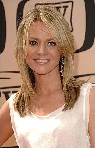 Qui est cette superbe blonde canadienne ?