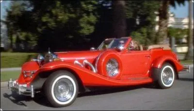 De quelle marque est cette voiture que l'on peut voir dans 'Matt Houston' ?