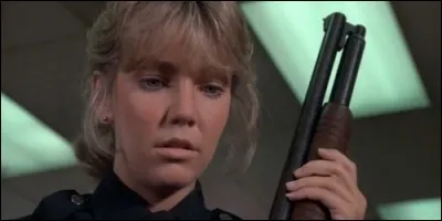 Heather Locklear est Stacy Sheridan dans :