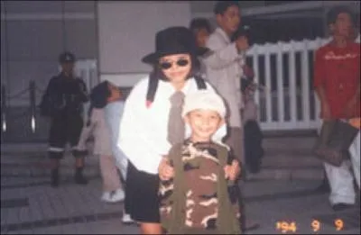 Comment s'appelle sa soeur ?