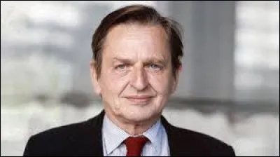 Quel pays Olof Palme dirigeait-il au moment de son assassinat ?