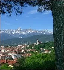 Dans quel pays sera juge l'arrive de la seule tape hors de France ?