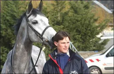 Comment s'appelle ce cavalier connu des concours complets ?