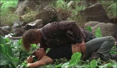 'Dsir de vengeance' : Pourquoi Ana-Lucia fait-elle l'amour avec Sawyer ?