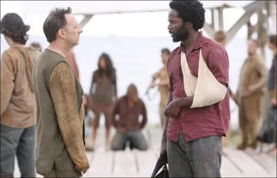 'Trois minutes' : Quelle est la personne que Michal ne connait pas sur la liste que lui donnent les Autres ?