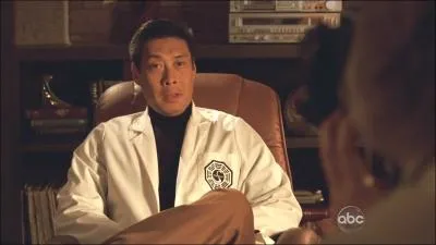 '108 minutes' : Comment s'appelle le professeur dans le film d'orientation de la station 3, Le Cygne ?