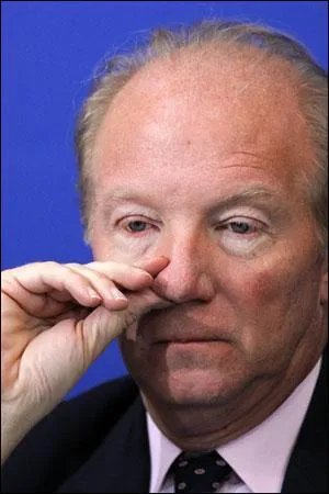 Ministre des relations sociale et de la famille ... mais pas de l'lgance