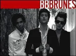 Quelle est la premire phrase du single 'Dis moi' ?