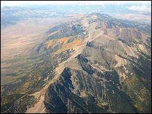 Les Montagnes Rocheuses sont une chane de montagnes de ... de l'Amrique du Nord.