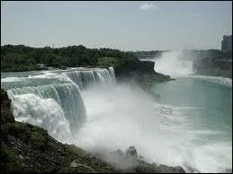Les chutes du Niagara sont les chutes les plus ... d'Amrique du Nord.