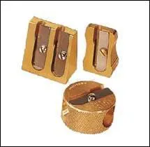 Je collectionne les taille-crayons, je suis...