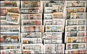 Les quotidiens parisiens sont les plus touchs par la baisse du nombre de lecteurs , leur audience a baiss de 12 % entre 1997 et 2003 ce qui reprsente la perte de 800 000 lecteurs c'est ... . .