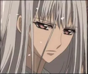 Comment s'appelle le vampire qui a tu les parents de Zero ?