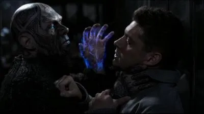 De quoi s'inspire le Djinn pour crer la petite amie de Dean ?