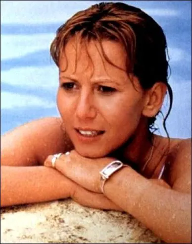 Fille du clbre Daniel, cette actrice  la carrire et  la vie tourmente s'est surtout concentre sur le thtre :