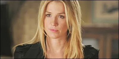Comment s'appelle Poppy Montgomery dans "F. B. I : Portés Disparus" ?