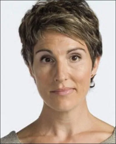 Stephen Frears lui a donn le rle principal de 'Tamara Drew'. Aujourd'hui, elle est la vedette de la srie 'Episodes' aux cts de Matt LeBlanc :