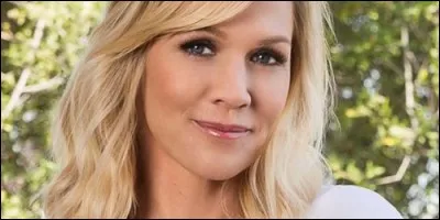 Quelle actrice de "Beverly Hills", interprète le rôle de Valerie Tyler dans "Ce que j'aime chez toi" ?