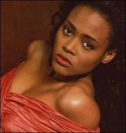 Cette actrice sulfureuse, ex-compagne de Mike Tyson, a notamment jou dans 'Boomerang' aux cts d'Eddie Murphy :