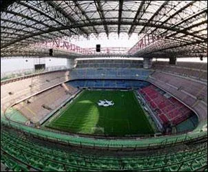 A quel club appartient ce stade ?