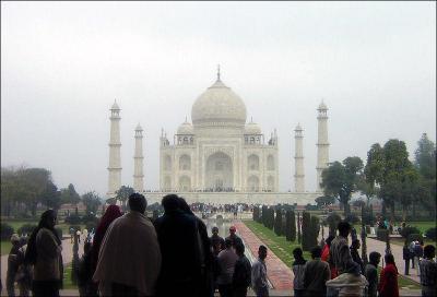 O se situe le Taj Mahal ?