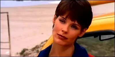 Alexandra Paul est Stéphanie Holden dans :