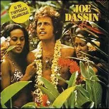 Si tu t'appelles mlancolie. ' Seule devant ta glace...