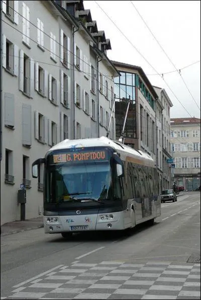 Est-ce que le verbe 'limoger' vient de Limoges ?