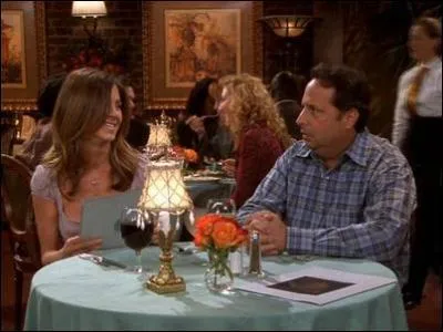 Cet acteur est connu pour avoir prter sa voix  Jay Sherman de la srie 'Profession critique'. Il reprend ici le rle de Steve qu'il avait dj tenu dans la saison 1 de Friends. Qui est-ce ?