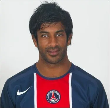 Vikash Dhorasoo a t-il jou  l'OM ?