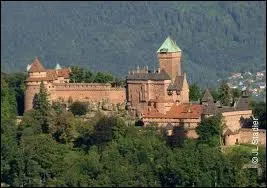 C'est aux environs de Slestat, sous prfecture du Bas-Rhin que l'on peut visiter le chteau qui servit de dcor au film de Jean Renoir, 'La Grande Illusion'. Il s'agit du chteau ...