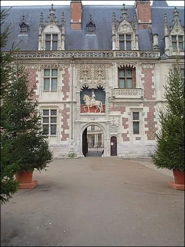 Parmi ces chteaux, lesquels ne se trouvent pas dans le Val de Loire ?