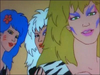 La srie est une succession d'histoires de rivalit entre Jem et un groupe compos de trois jeunes femmes arrogantes ? Comment se nomme ce trio ?