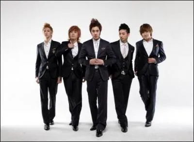 Quel est le nom de ce groupe ?