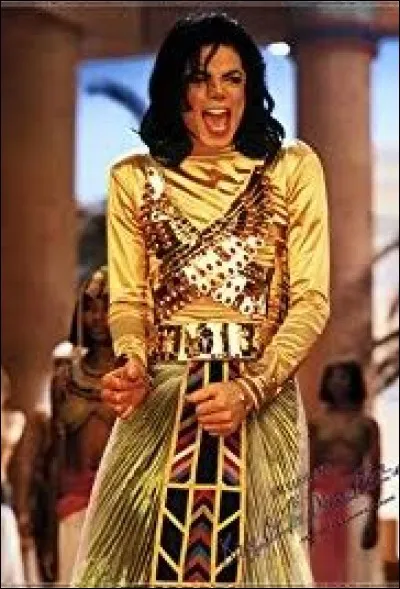Qui joue le rôle du pharaon dans le clip ''Remember the Time'' ?