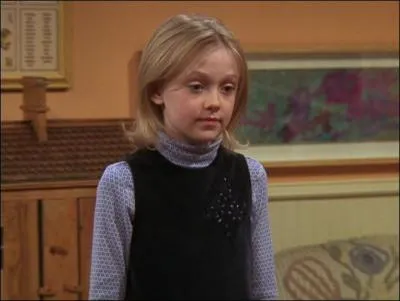 'Sam, je suis Sam', 'Trouble jeu', 'Man on Fire', 'La Guerre des mondes' et maintenant 'Twilight'. Quel est le nom de cette jeune actrice qui enchaine les films depuis ses 7 ans ?