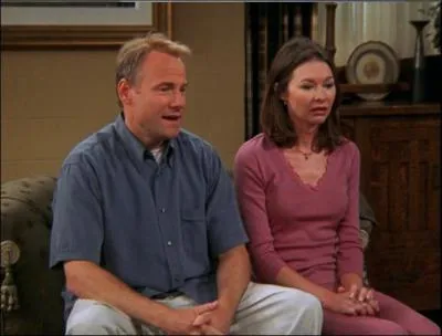 Kellie Waymire est surtout connue pour son rle d'Elizabeth Cutler dans 'Star Trek : Enterprise', Jim Meskimen a jou dans 'Apollo 13' et 'Le Grinch'. Qui sont-ils dans Friends ?