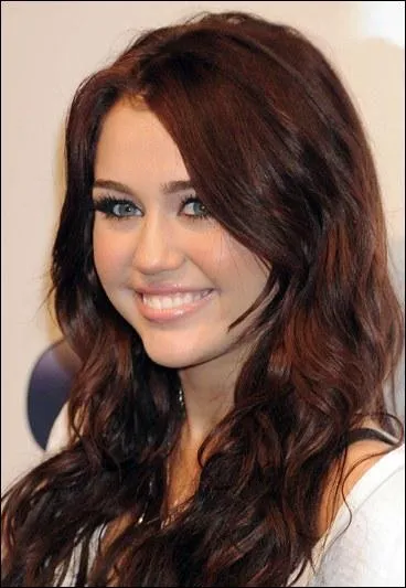 Quel est le film de Miley sorti en 2010 ?