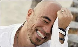 Compltez le titre. ' Le meilleur reste  ...