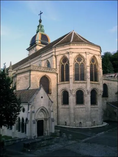 Comment s'appelle cette cathdrale de Besanon ?